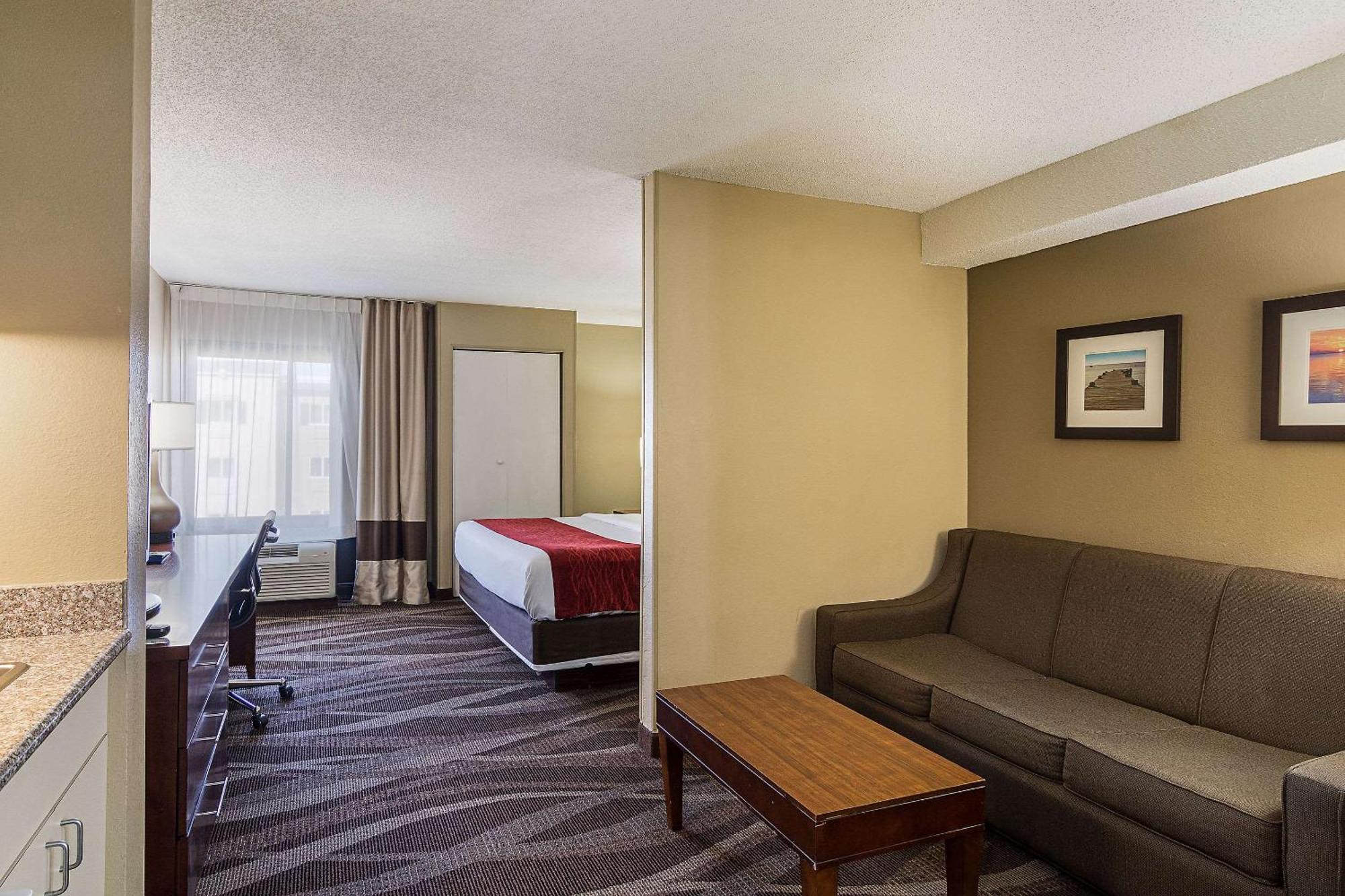Inn Comfort - University Area Pensacola