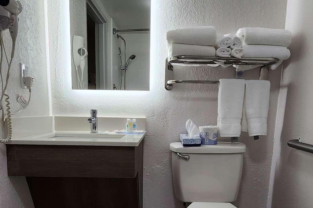 Comfort - University Area Inn