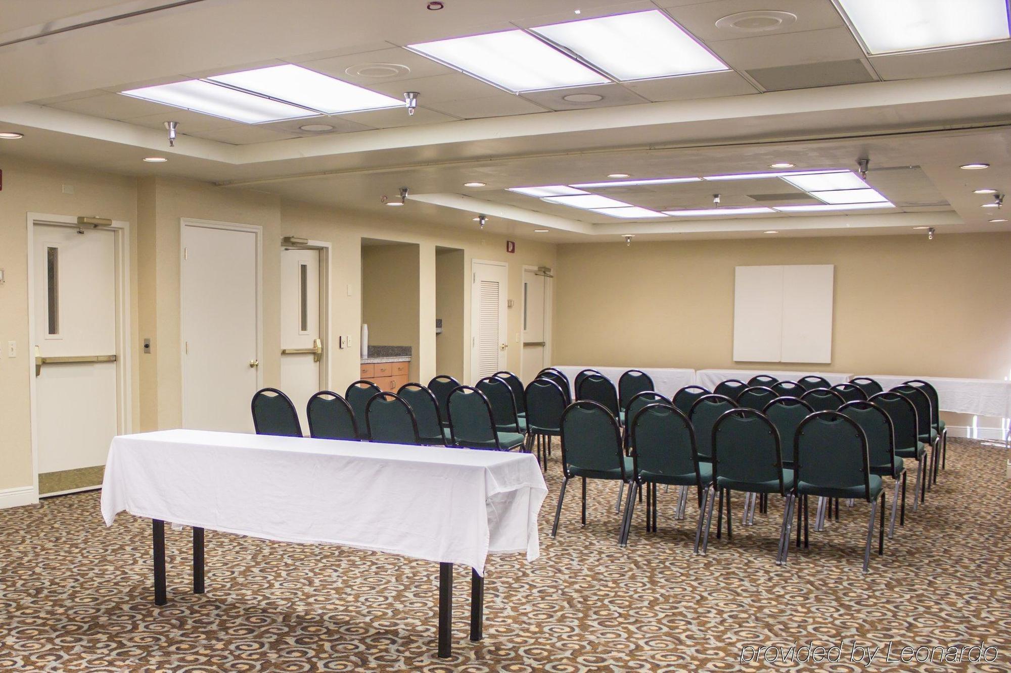 Comfort Pensacola - Area Inn 3*