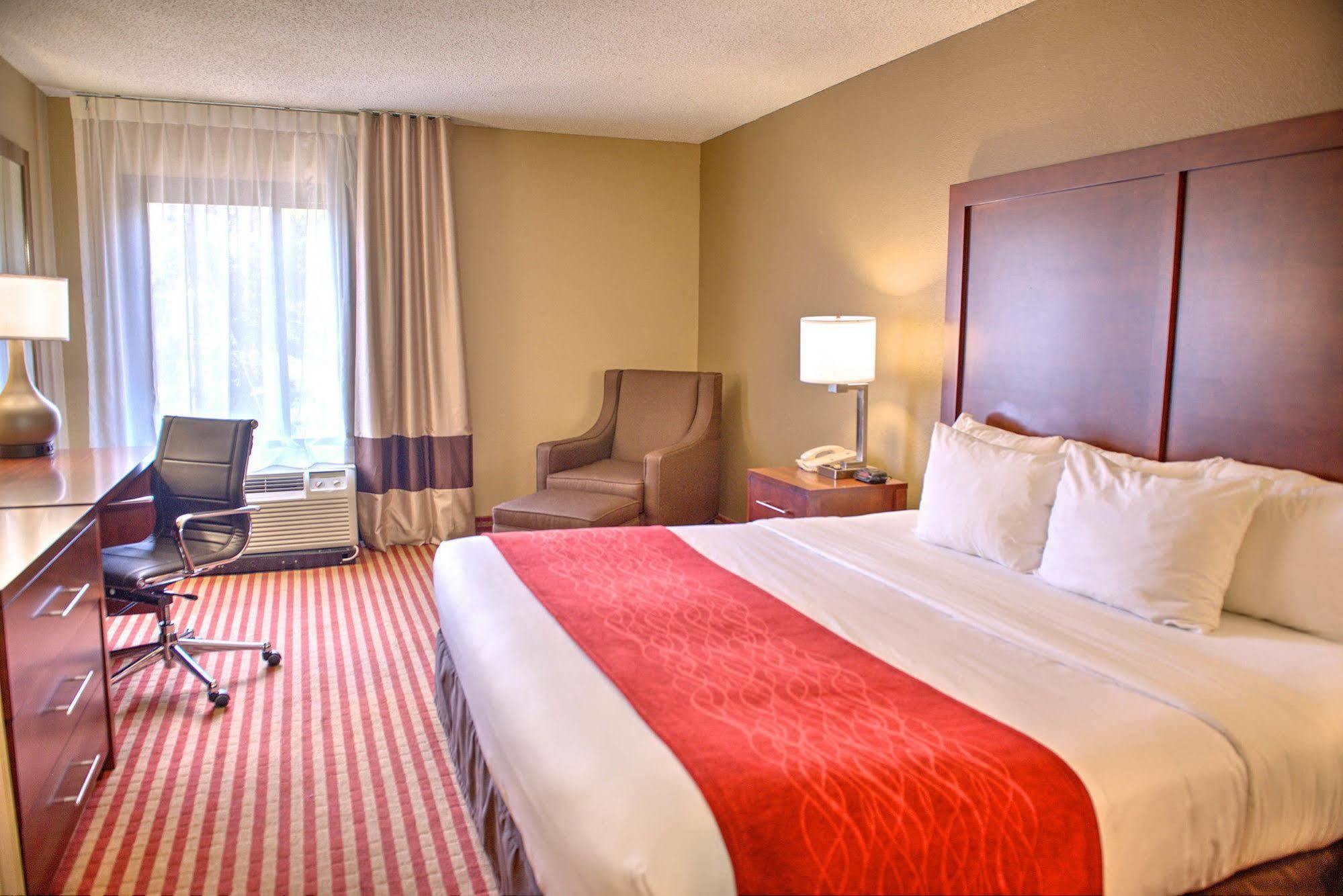 Comfort Pensacola - Area